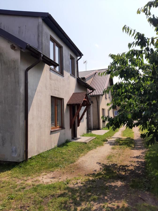 Pokoje Goscinne Kolorowa Nowecin Kültér fotó