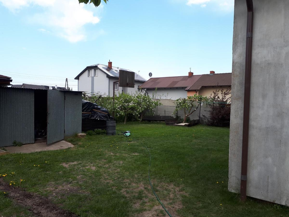 Pokoje Goscinne Kolorowa Nowecin Kültér fotó
