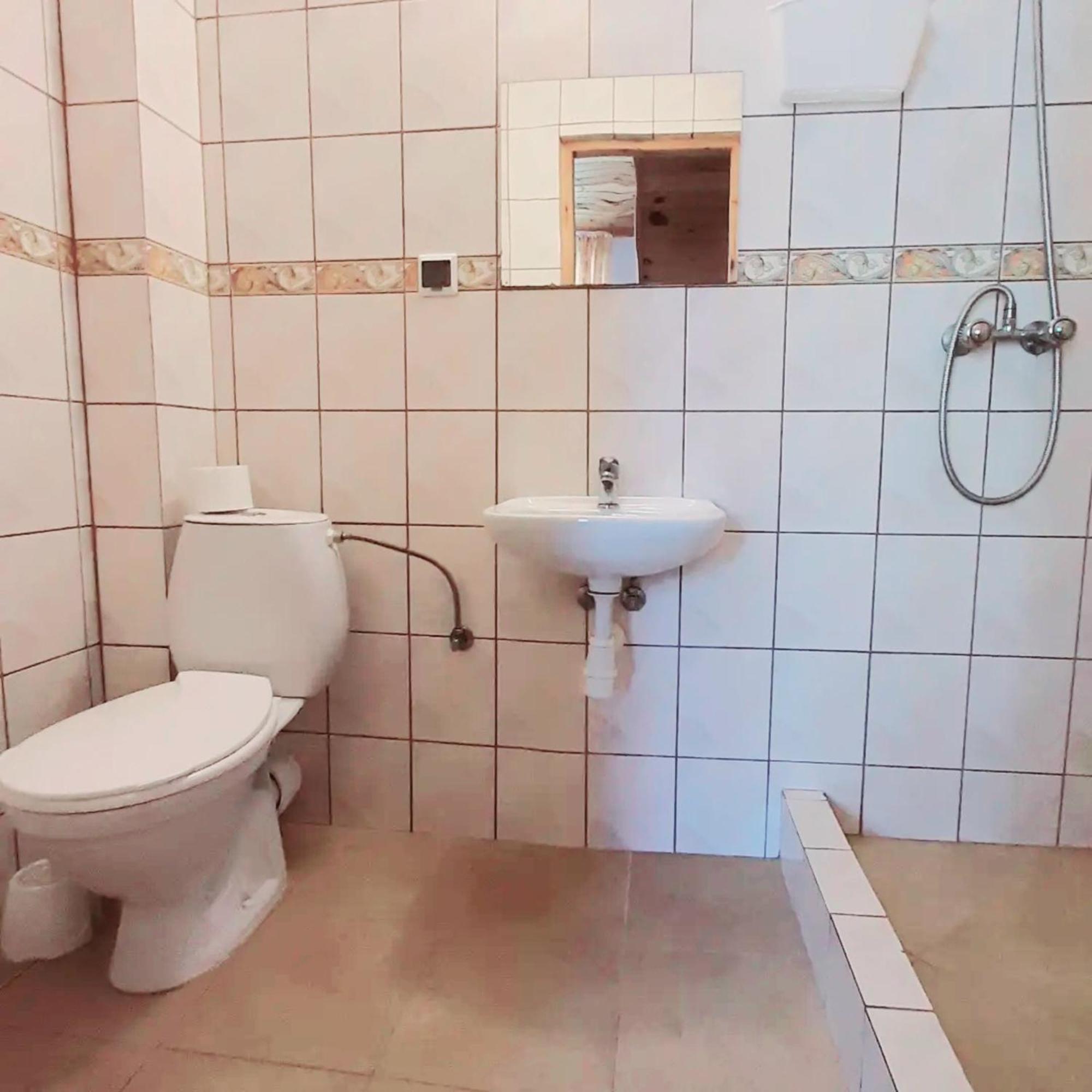Pokoje Goscinne Kolorowa Nowecin Kültér fotó